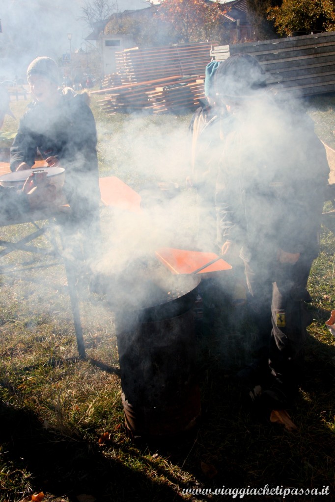 castagnata nella festa di paese